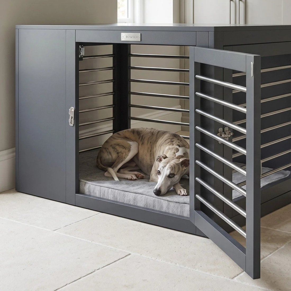 Crates & Crate Beds